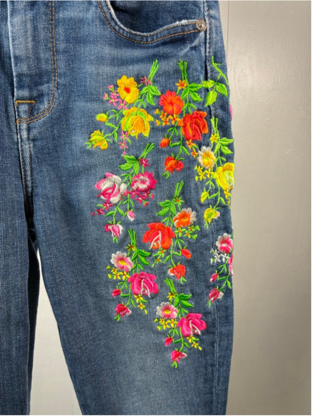 7 For All Mankind High Waist Ankle Skinny Jeans in Blue Embroidered Size 25 - Picture 4 of 9